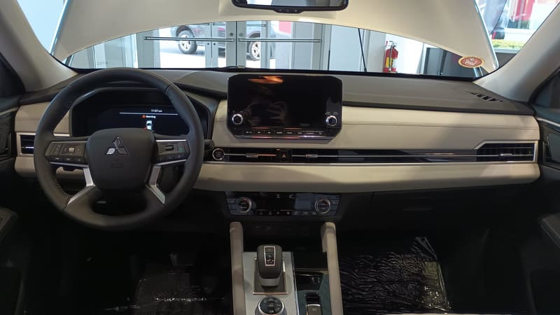 פנים Outlander
